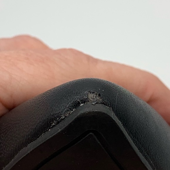 Kelly & Katie Pointed Toe Black Strappy Black Pumps With Gold Trim Heel Sz 10M - Picture 12 of 12